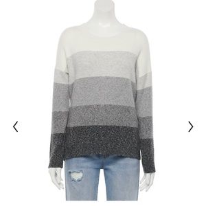 Juniors SO colorblock pullover sweater